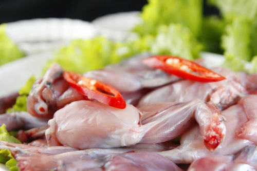 Thực phẩm dễ gây ngộ độc mẹ bầu phải tránh - 1