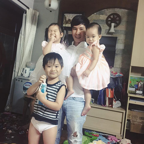 Con Lý Hải khóc vì bị trêu “ra rìa” khi mẹ có bầu lần 4 - 3