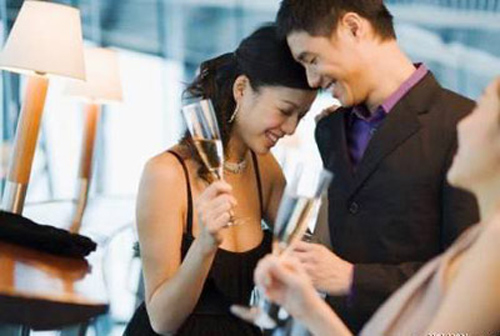 3 người đàn ông, 3 cô bồ! - 2
