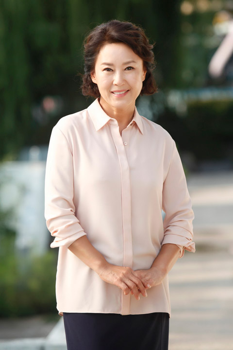 Lòng hy sinh cao cả của mẹ trong “Câu chuyện mẹ tôi” - 1
