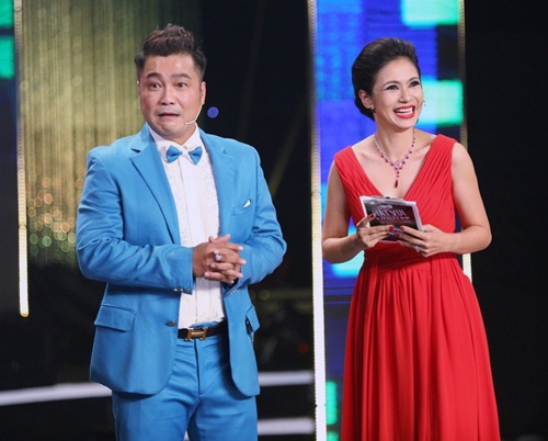 Lý Hùng hát karaoke bị Việt Trinh chê tả tơi - 10