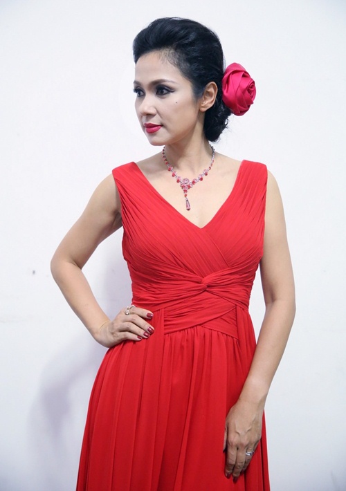 Lý Hùng hát karaoke bị Việt Trinh chê tả tơi - 6