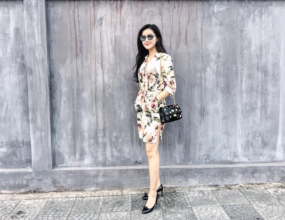 Chấm điểm váy áo của 2 Á hậu hot nhất Vbiz - 7