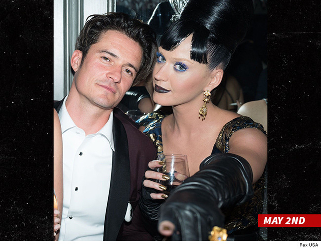 Có Katy Perry, Orlando vẫn quấn quýt bên Selena trong bar - 3