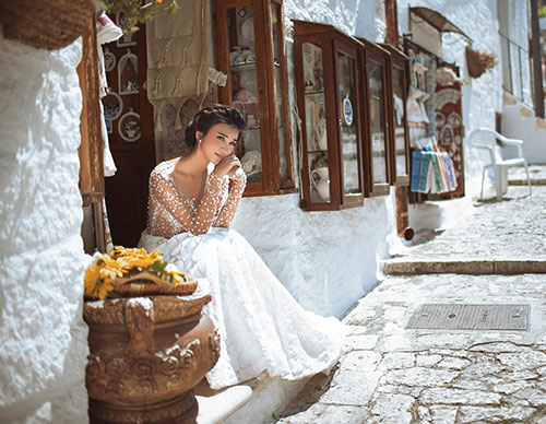 Kim Tuyến diện váy cưới, mơ màng giữa ngôi làng cổ Ý - 12