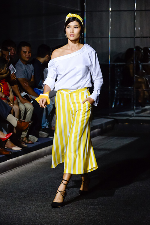 Vóc dáng một con, HH Diễm Hương vẫn tự tin catwalk - 9
