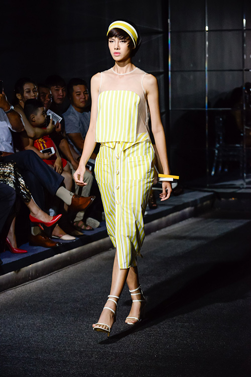 Vóc dáng một con, HH Diễm Hương vẫn tự tin catwalk - 11