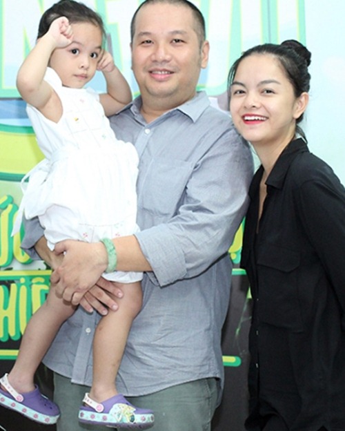 Con gái Phạm Quỳnh Anh ra Nha Trang cổ vũ mẹ - 6