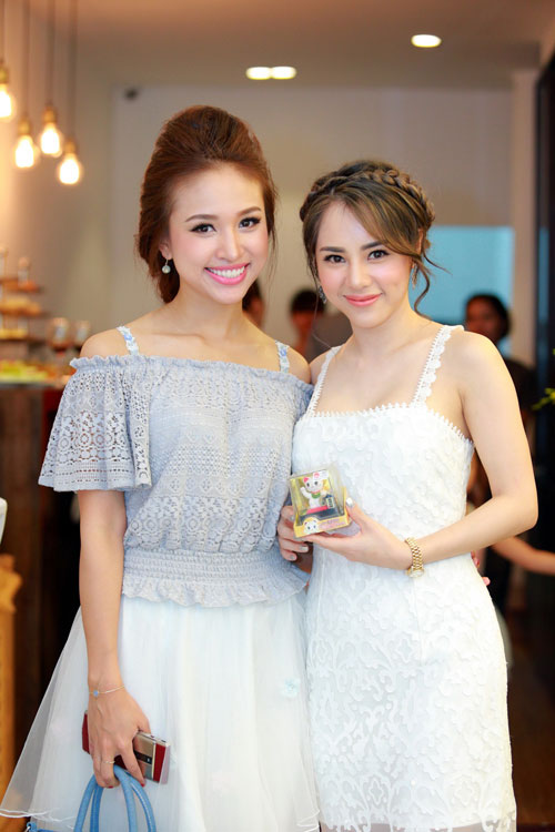 Huyền Lizzie tái xuất sau sinh, đến mừng MC Bạch Lan Phương - 7