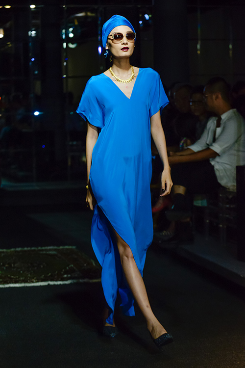 Người mẫu đồng tính mở màn BST Xuân Hè của NTK Li Lam - 2