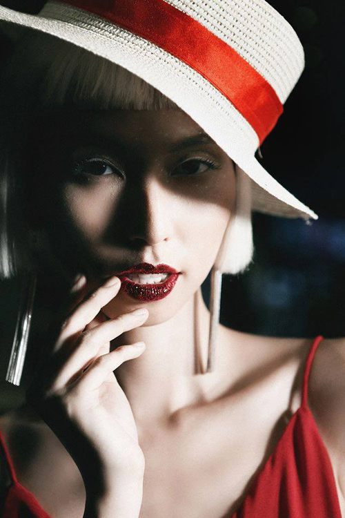 Những kiểu make-up ám ảnh trong Tuần Nhà thiết kế thời trang - 1