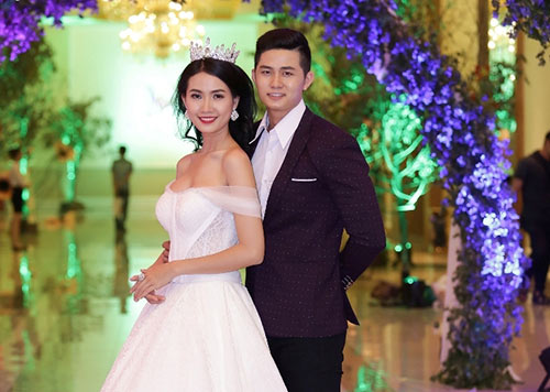 Phan Thị Mơ đội vương miện, xinh đẹp tình tứ bên Ray Võ - 4