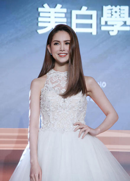 Sau sinh, vợ Châu Kiệt Luân đẹp như nữ thần - 3