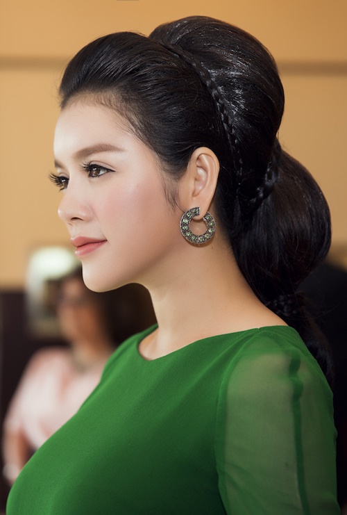 Lý Nhã Kỳ hóa công chúa tóc mây trên thảm đỏ Cannes - 2
