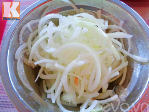 Thịt bò trộn cải xoong đơn giản mà ngon - 2