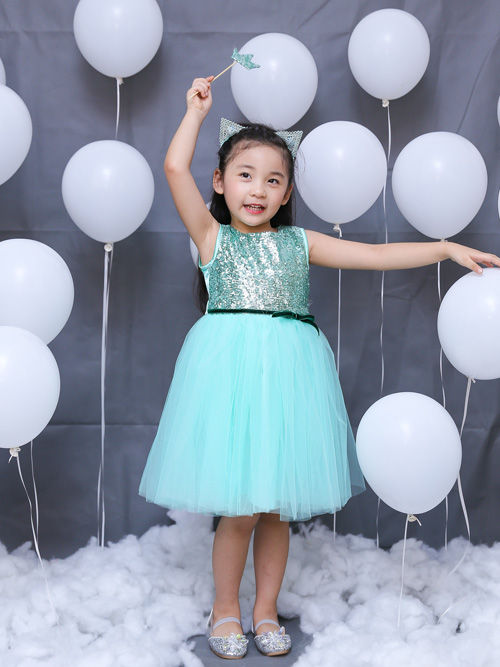 3 mẫu váy hè quot;sang chảnhquot; cho bé xúng xính chơi Tết thiếu nhi - 10