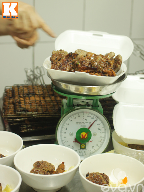 Quán bún chả quot;cháy hàngquot; sau khi Tổng thống Mỹ đến ăn - 5