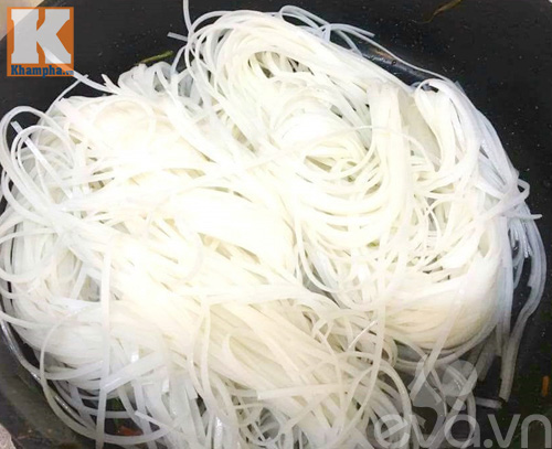 Bữa sáng đơn giản với hủ tiếu xào nấm - 6