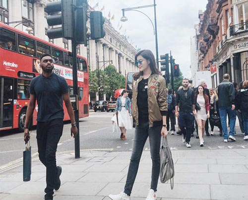 Phạm Hương bị Lan Khuê “dìm hàng” khi đang ngủ - 10