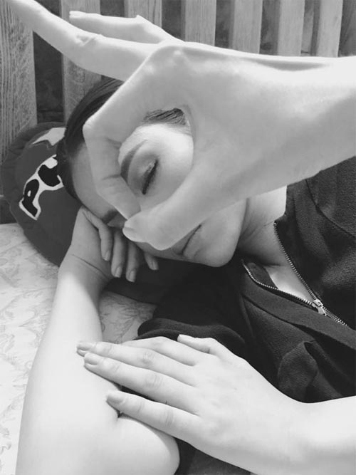 Phạm Hương bị Lan Khuê “dìm hàng” khi đang ngủ - 3