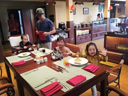 Phạm Hương bị Lan Khuê “dìm hàng” khi đang ngủ - 8