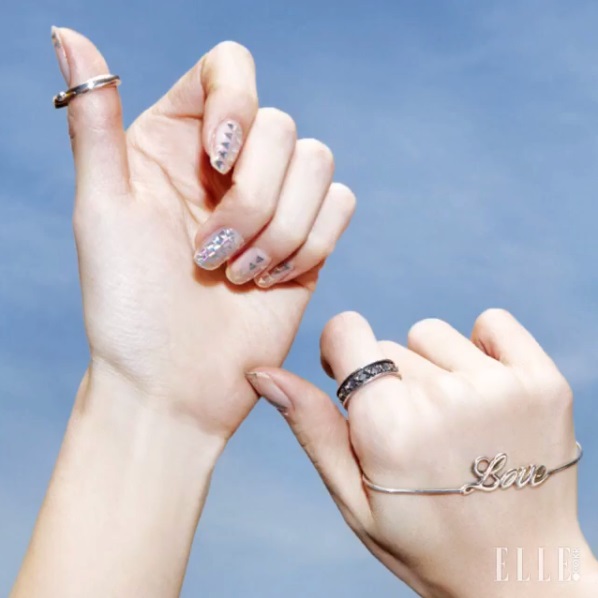 5 mẫu nail vui mắt cho ngày hè rực rỡ - 1
