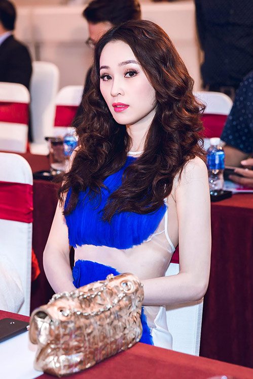 Á hậu Thái Như Ngọc đẹp ngọt ngào, hút hồn người đối diện - 12