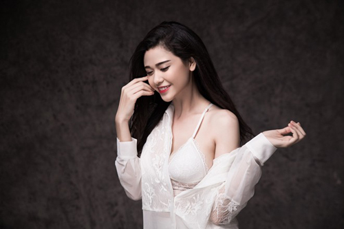 Mỏi mắt ngắm body của gái một con sexy nhất nhì Vbiz - 2