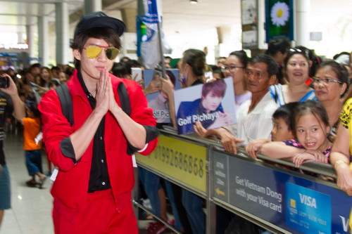 Mỹ nam quot;Tình yêu không có lỗiquot; liên tục quot;tự sướngquot; cùng fan Việt - 7