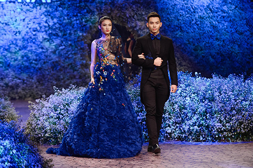 Phạm Hương, Kỳ Duyên đại chiến với váy xuyên thấu - 1