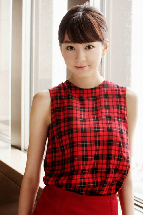 Tóc ngắn mái ngố giữ mãi nhan sắc tuổi đôi mươi - 9