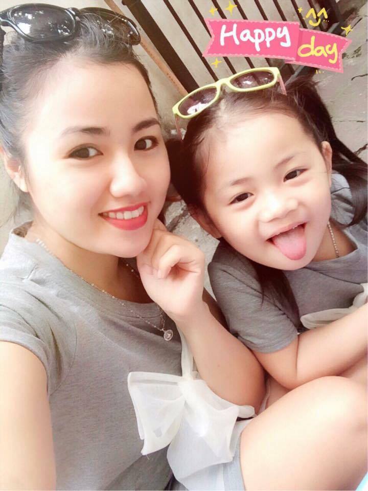 Gặp hai mẹ con Hà Nội cứ xuống phố là được khen tấm tắc - 17