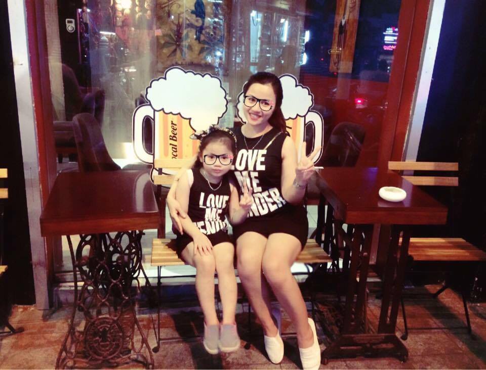 Gặp hai mẹ con Hà Nội cứ xuống phố là được khen tấm tắc - 7