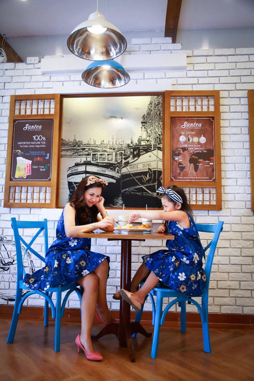 Gặp hai mẹ con Hà Nội cứ xuống phố là được khen tấm tắc - 3