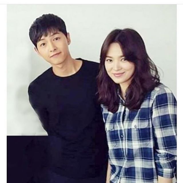 Song Hye Kyo bất ngờ khoe vai trần nuột nà - 7