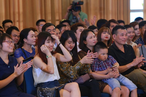 Thí sinh đi thi Vietnam Idol để mong muốn... tìm lại vợ - 11