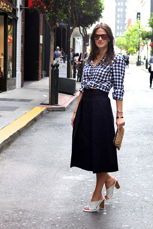 Chán chấm bi, hoa nhí, chị em nên tìm đến họa tiết kẻ ô - 13