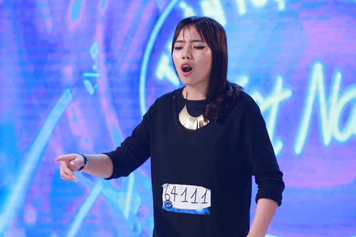 Cô quot;con dâu Việtquot; người Philippines bật khóc tại Vietnam Idol - 18