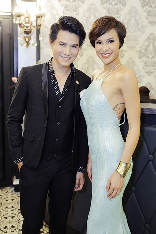 Phương Mai lưng trần gợi cảm trước ngày đi lưu diễn - 11