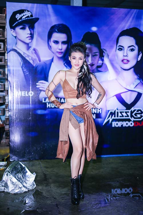 Dj Melo nóng bỏng, quot;nổi loạnquot; trong lễ hội âm nhạc - 1