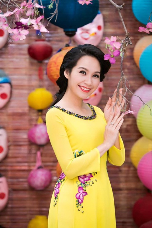 Những cô em gái xinh đẹp, tài năng của các MC truyền hình - 1
