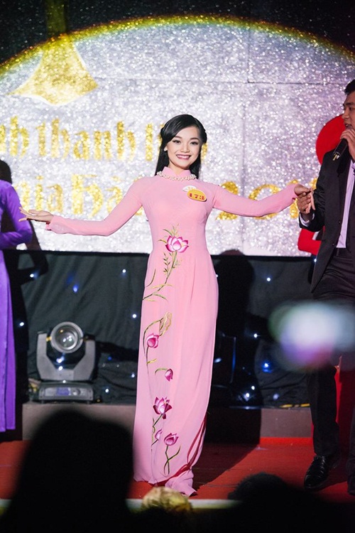 Những cô em gái xinh đẹp, tài năng của các MC truyền hình - 2