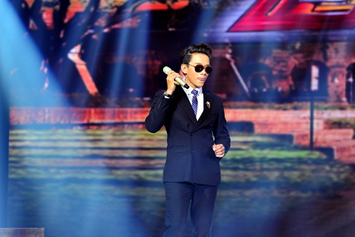 quot;Bi Rain bản Việtquot; bị loại, Trương Kiều Diễm gợi cảm hút hồn tại vòng Lộ diện - 4