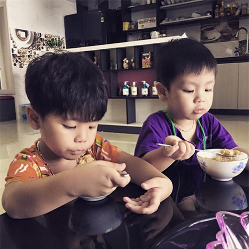 Những lần MC Phan Anh #039;lấy lòng#039; chị em vì chăm con quá giỏi - 4