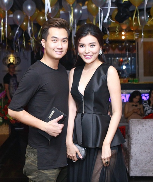 Vắng bạn gái cơ trưởng, Trương Thế Vinh lẻ bóng đi tiệc - 7