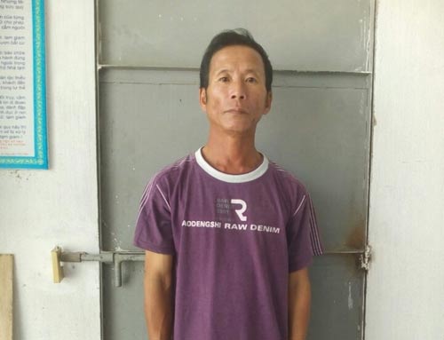 Vờ chở bé gái đi học rồi hãm hiếp - 1