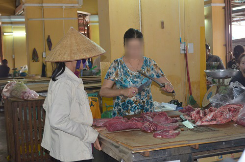 Thịt bán ở TP. HCM tồn dư kháng sinh khoảng 27% - 1
