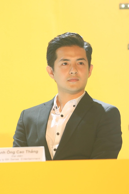 Đông Nhi tay trong tay cùng Ông Cao Thắng tại sự kiện - 8