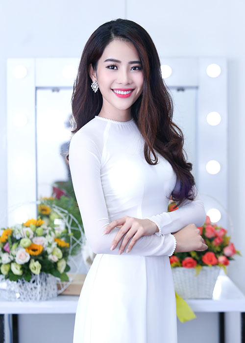 Hoa khôi Nam Em đẹp ngọt ngào, chinh phục giám khảo - 1