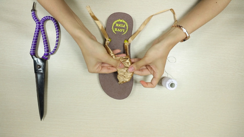 Chế tông thành sandals siêu xinh đi biển - 7